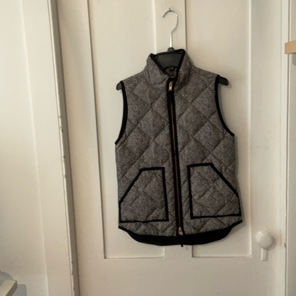 J CREW PUFFER VEST